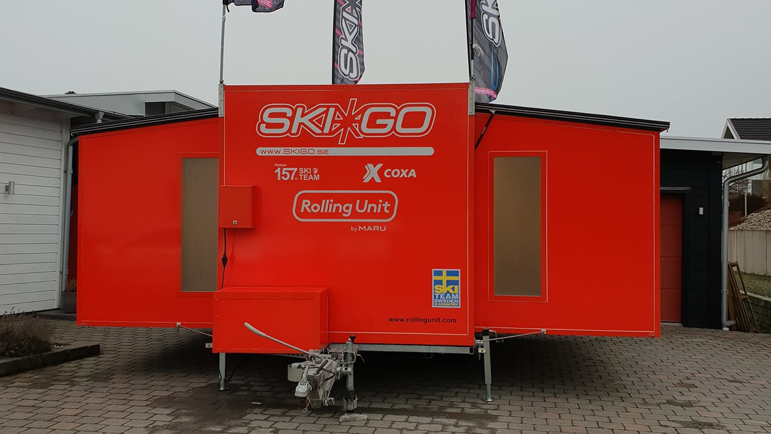 Expandable Ski Service-Wax Trailer