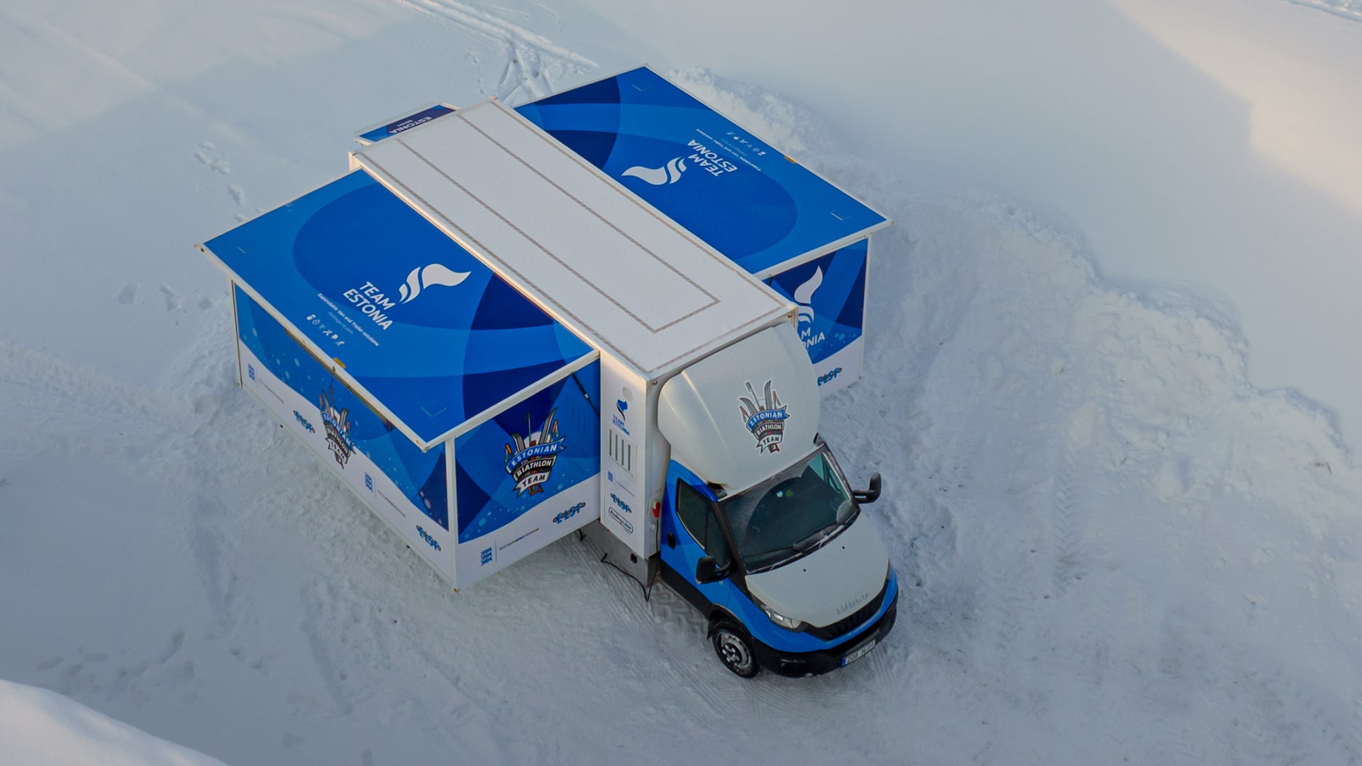 Expandable Ski Service-Wax Truck